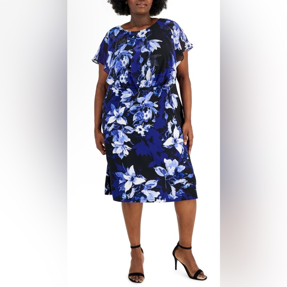 👗 NWT! Blue Floral Flutter Sleeve Dress